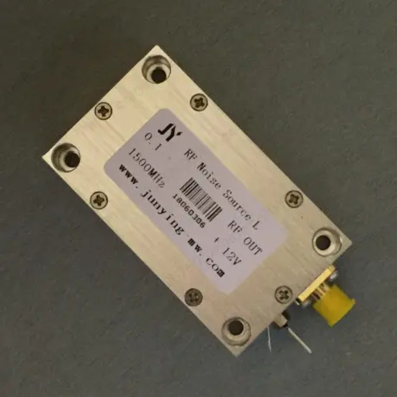 Generator sygnału RF klasy inż – Spectrum Analyzer Tracking Generator 1.5Ghz recenzja i cena